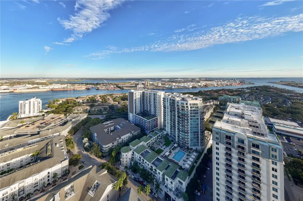 450 Knights Run Avenue Tampa FL 33602