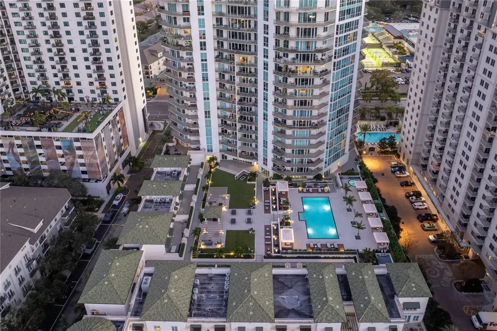 450 Knights Run Avenue Tampa FL 33602