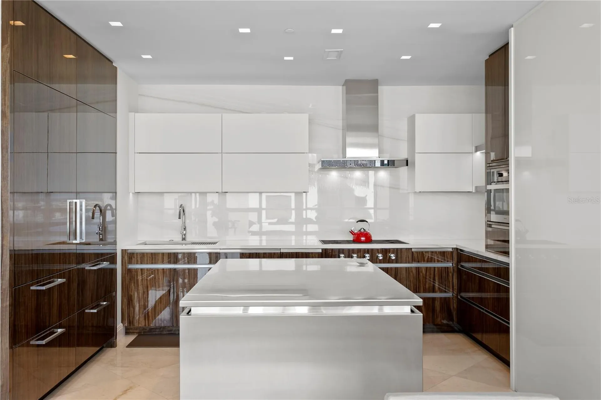 450 Knights Run Avenue Tampa FL 33602