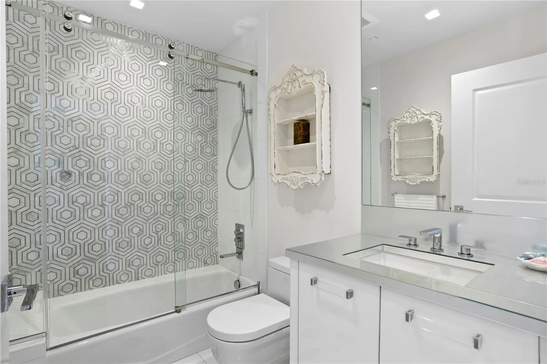 450 Knights Run Avenue Tampa FL 33602