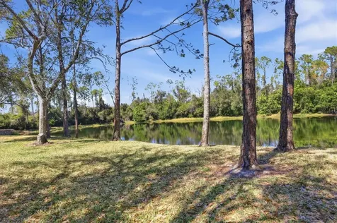 5442 Fair Oaks Street Bradenton FL 34203