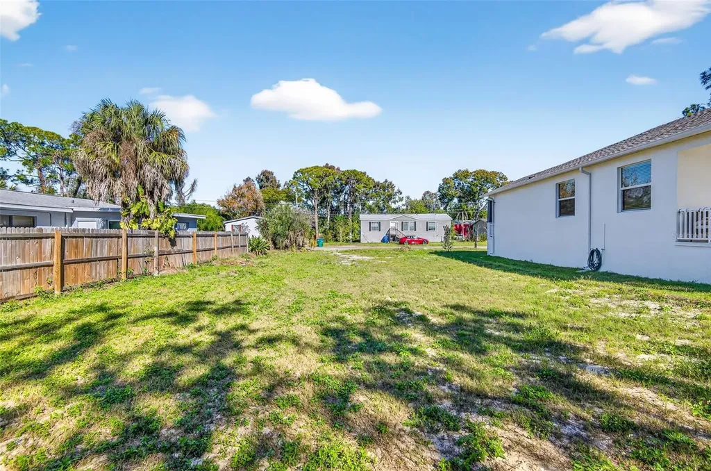 3242 Roxborough Avenue Clearwater FL 33762