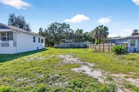 3242 Roxborough Avenue Clearwater FL 33762