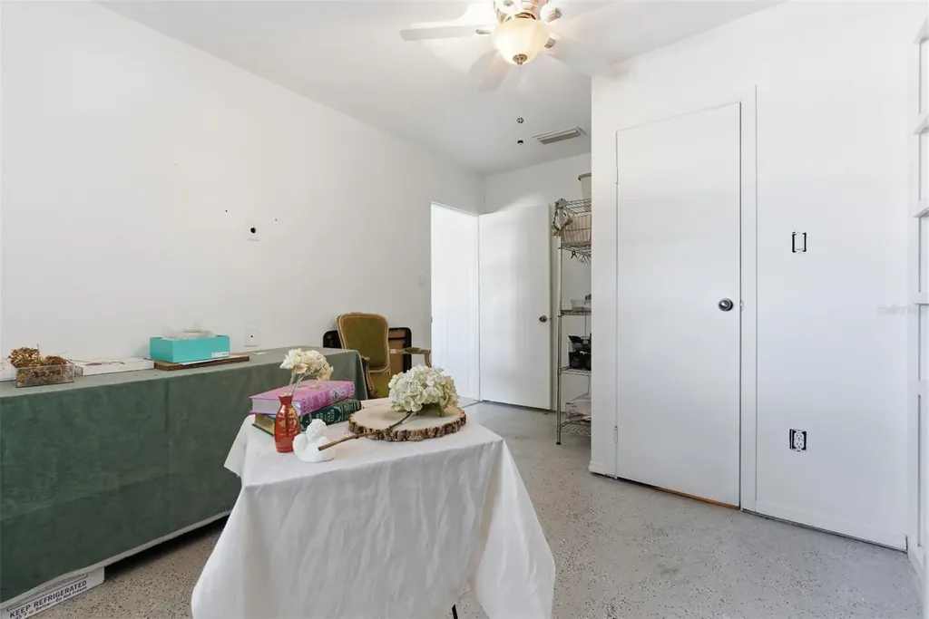 2019 W Jorome Drive Tampa FL 33612