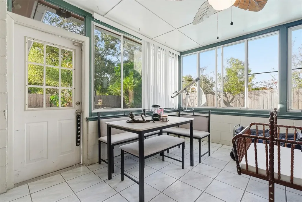 2019 W Jorome Drive Tampa FL 33612