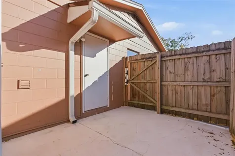 2019 W Jorome Drive Tampa FL 33612