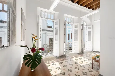 205 Luna Old San Juan PR 00901