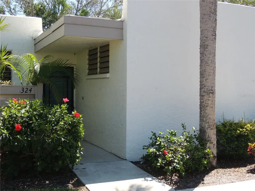 324 Timberlake Drive Bradenton FL 34210