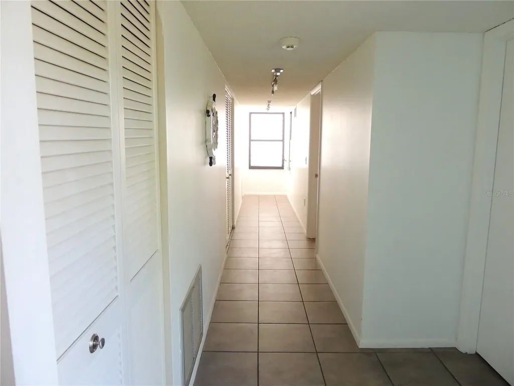 324 Timberlake Drive Bradenton FL 34210