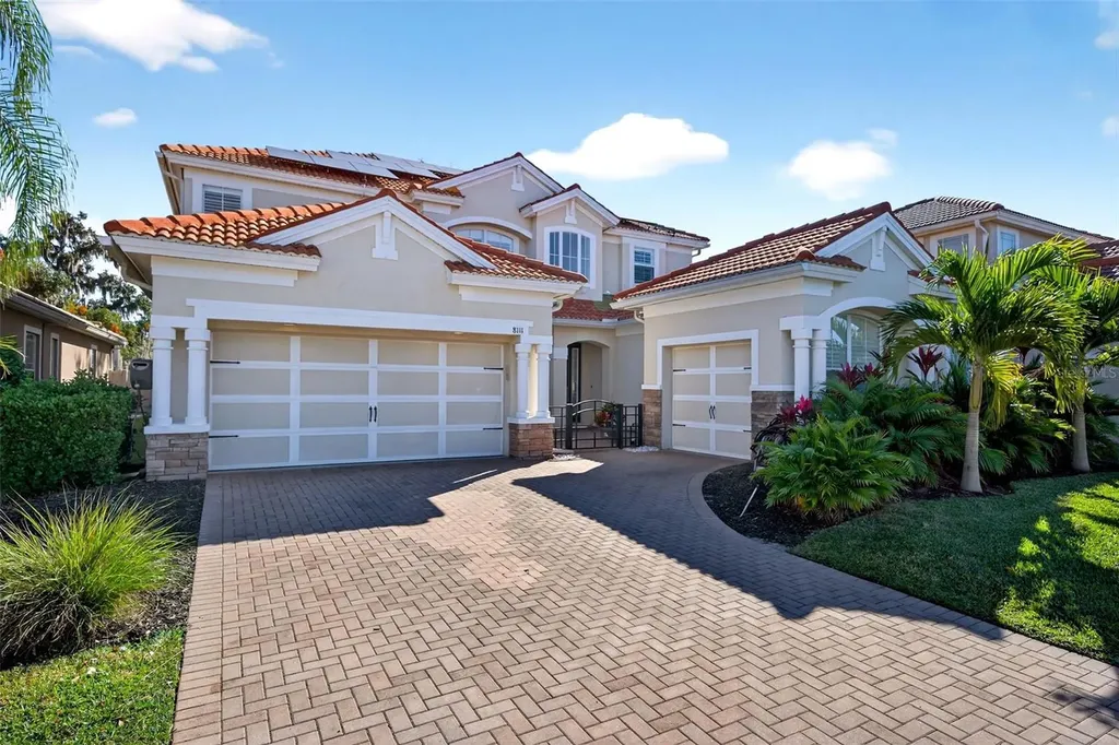 8111 Santa Rosa Court Sarasota FL 34243