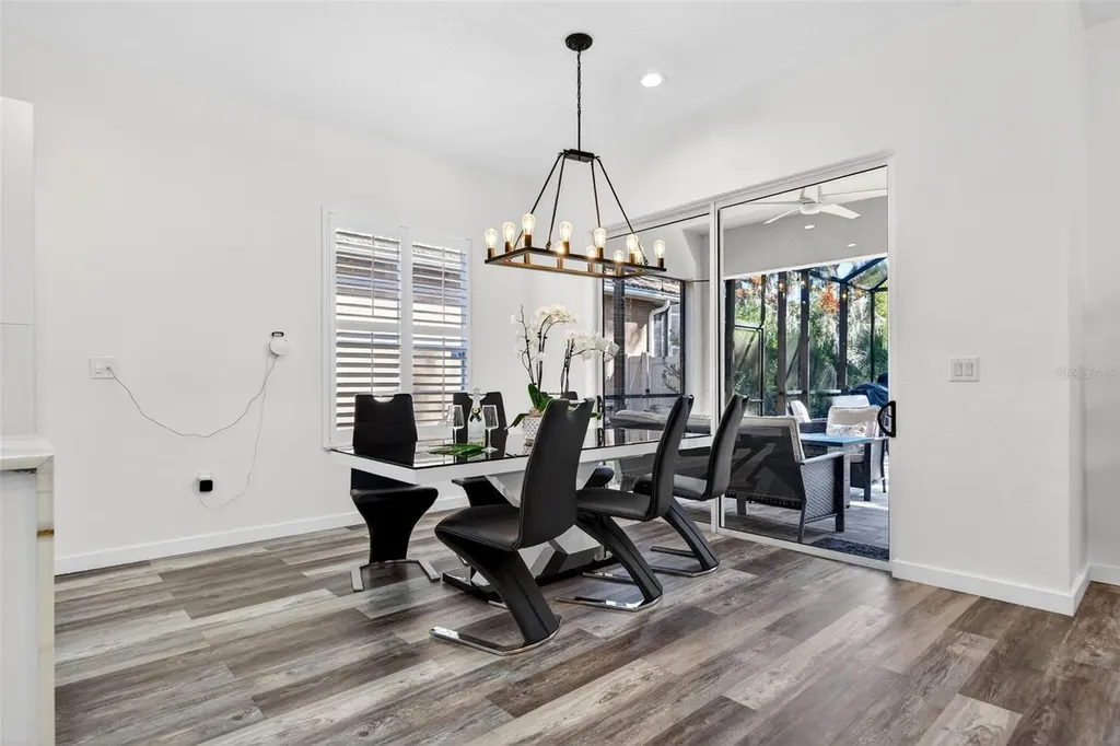 8111 Santa Rosa Court Sarasota FL 34243