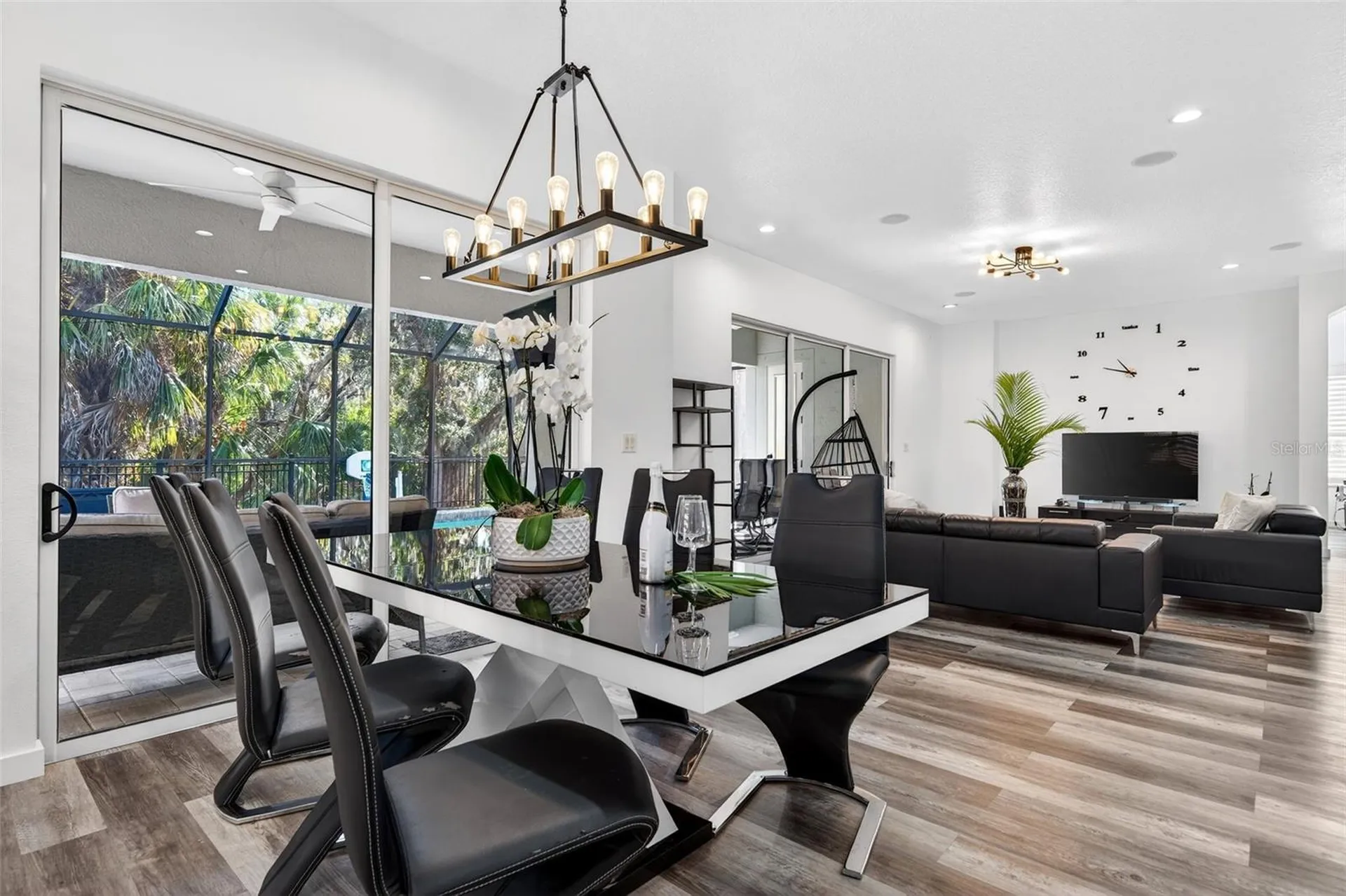 8111 Santa Rosa Court Sarasota FL 34243