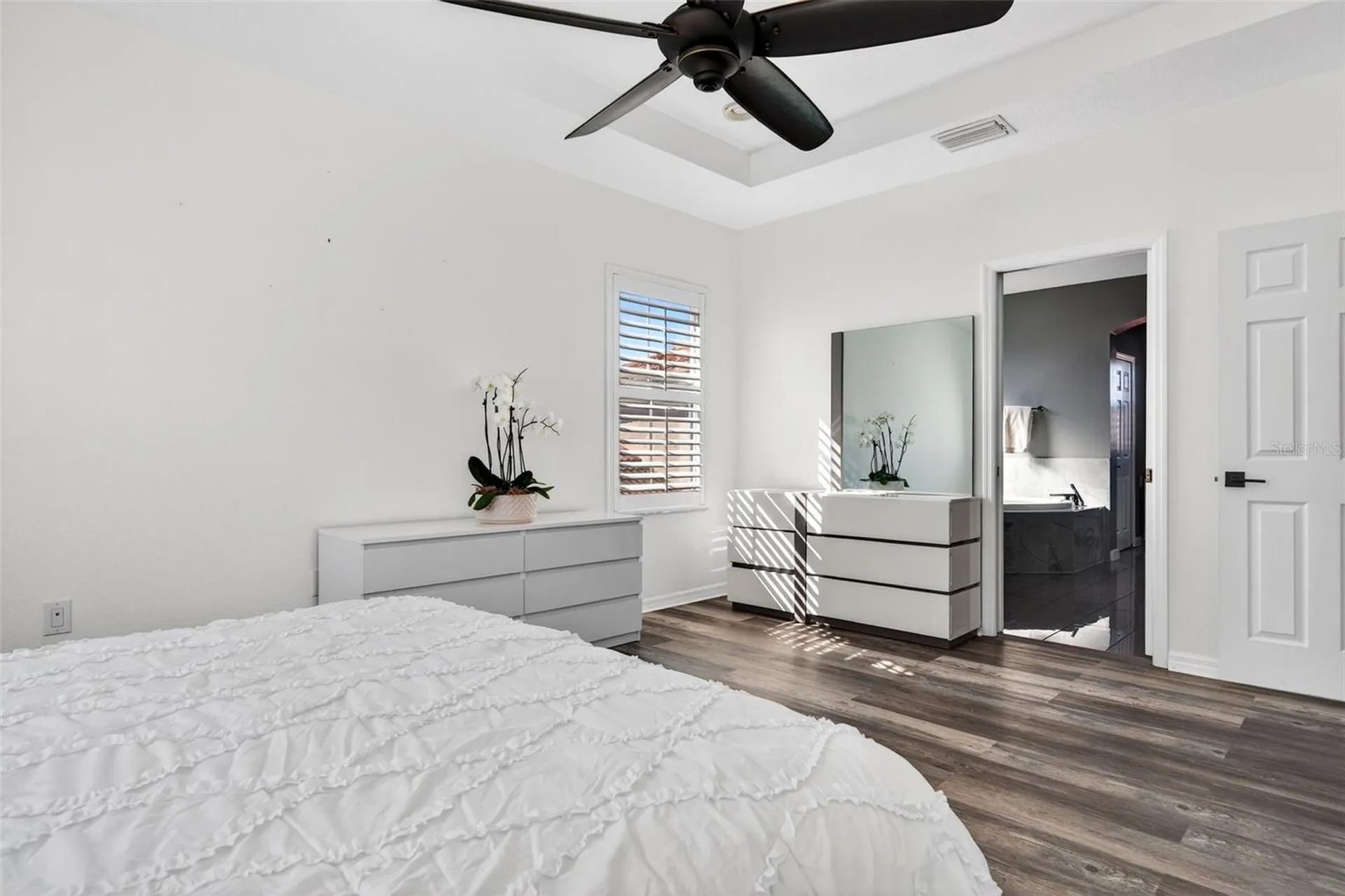8111 Santa Rosa Court Sarasota FL 34243