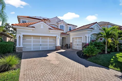 8111 Santa Rosa Court Sarasota FL 34243