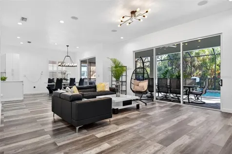 8111 Santa Rosa Court Sarasota FL 34243