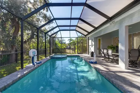 8111 Santa Rosa Court Sarasota FL 34243