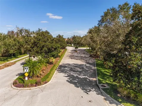 8111 Santa Rosa Court Sarasota FL 34243