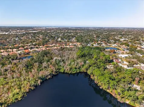 8111 Santa Rosa Court Sarasota FL 34243