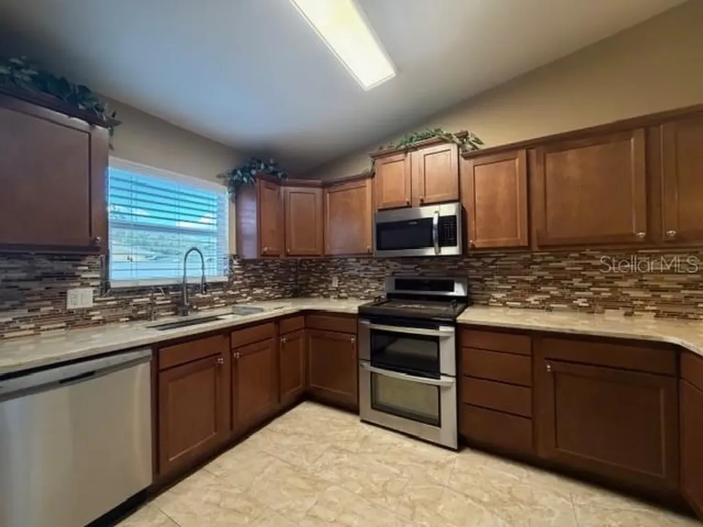 667 Jaguar Court Kissimmee FL 34759