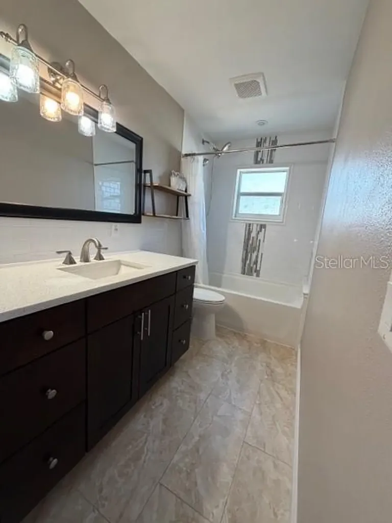 667 Jaguar Court Kissimmee FL 34759