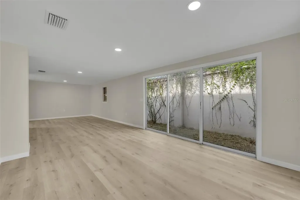31201 Merry Road Tavares FL 32778