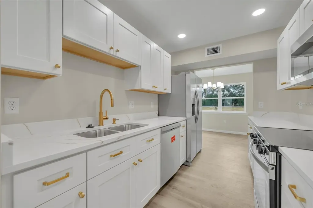 31201 Merry Road Tavares FL 32778
