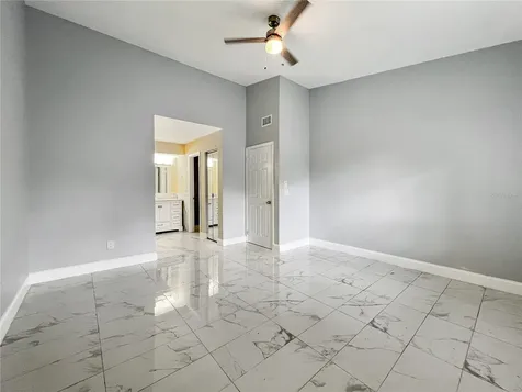 2482 Lakeway Branch Drive Orlando FL 32839