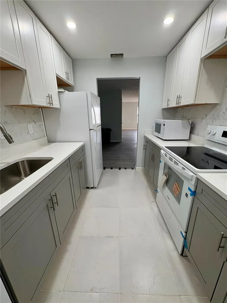 5401 Hansel Avenue Orlando FL 32809