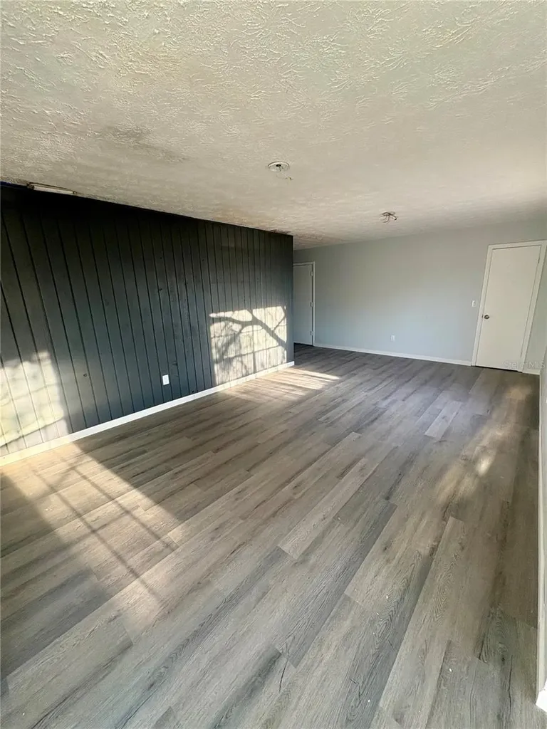 5401 Hansel Avenue Orlando FL 32809