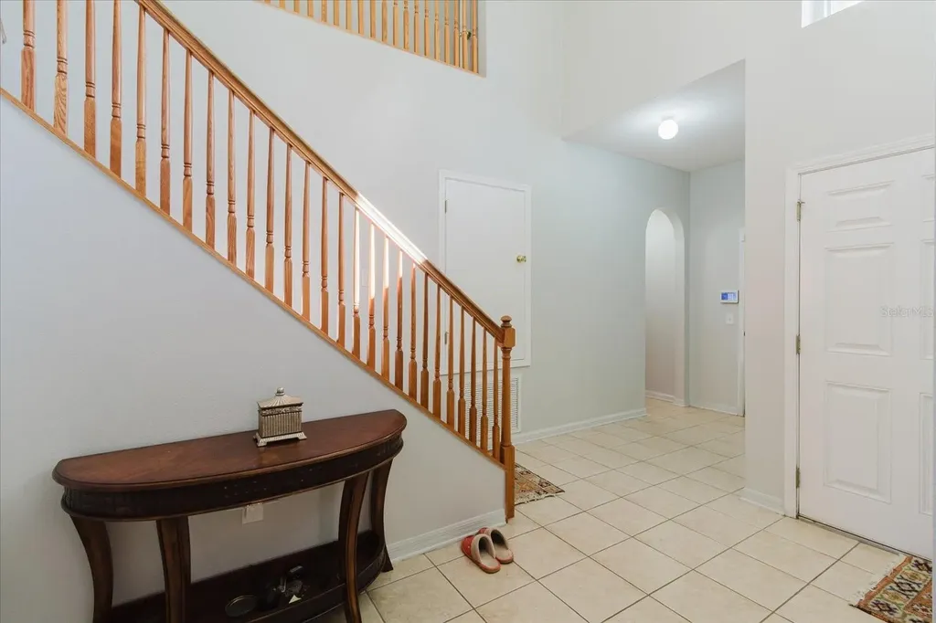 2717 Avon River Drive Valrico FL 33596
