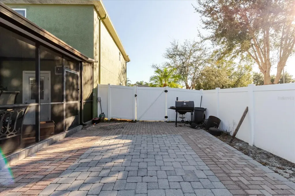 2717 Avon River Drive Valrico FL 33596