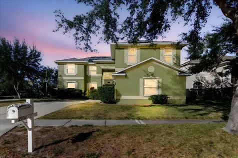 2717 Avon River Drive Valrico FL 33596