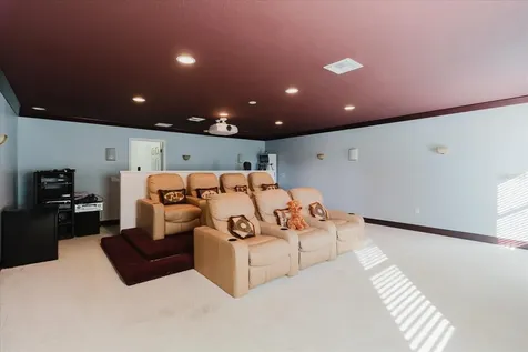 2717 Avon River Drive Valrico FL 33596