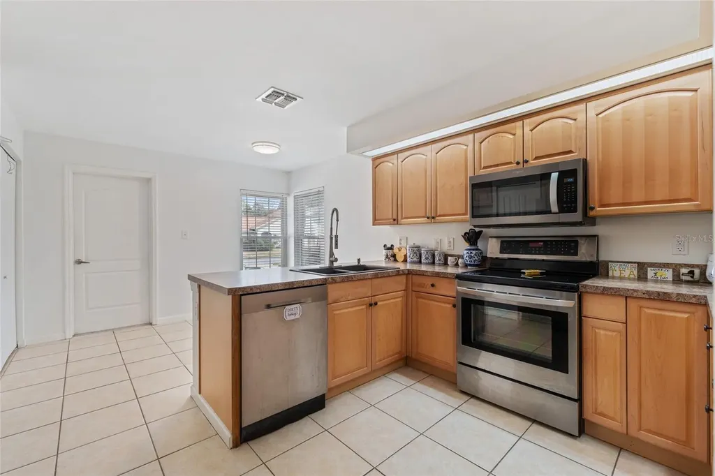 11606 Peach Grove Lane Orlando FL 32821
