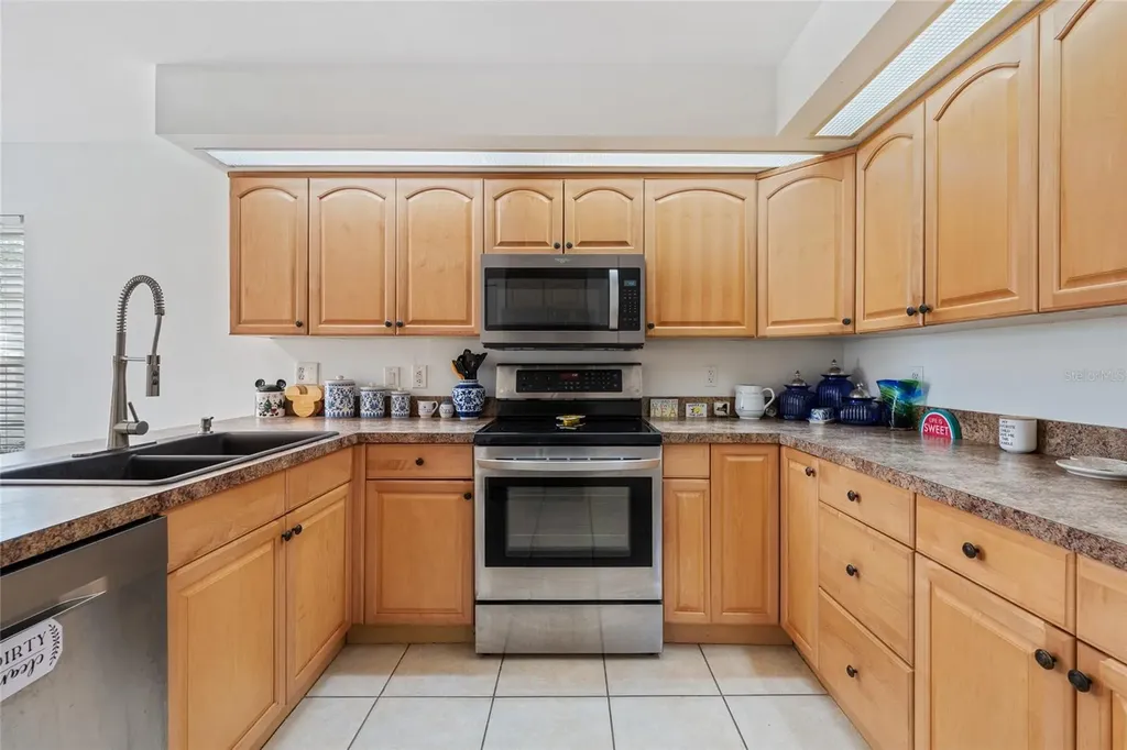 11606 Peach Grove Lane Orlando FL 32821