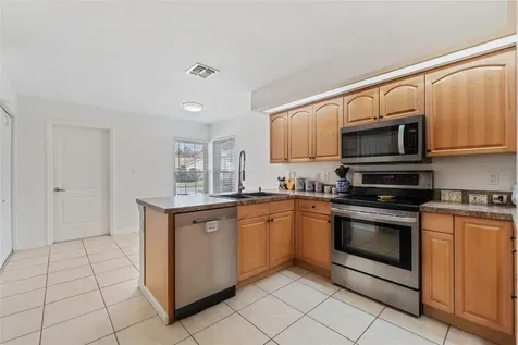 11606 Peach Grove Lane Orlando FL 32821