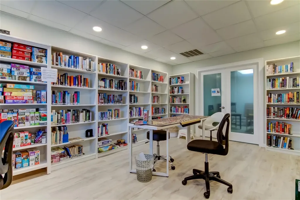 2700 Bayshore Boulevard Dunedin FL 34698