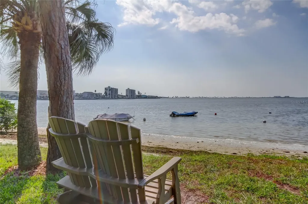 2700 Bayshore Boulevard Dunedin FL 34698