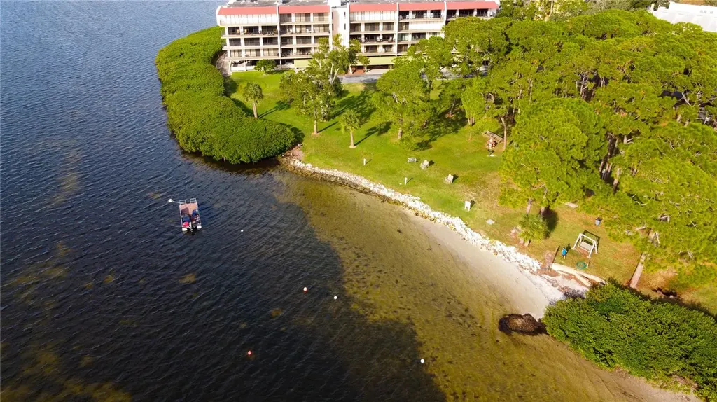 2700 Bayshore Boulevard Dunedin FL 34698