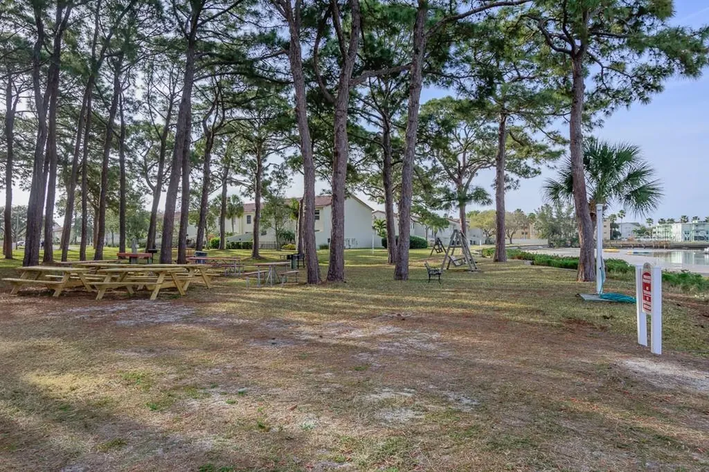 2700 Bayshore Boulevard Dunedin FL 34698