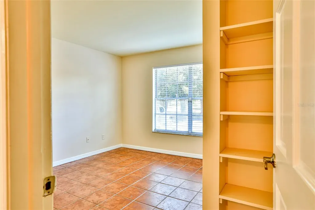 10374 Carrollwood Lane Tampa FL 33618