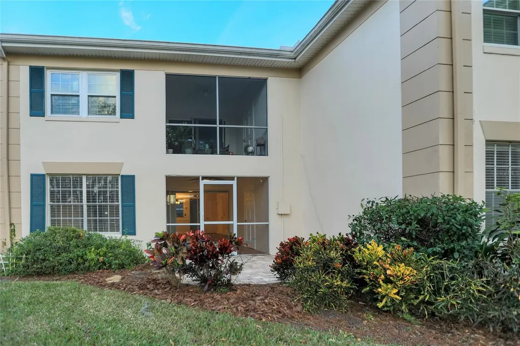 10374 Carrollwood Lane Tampa FL 33618