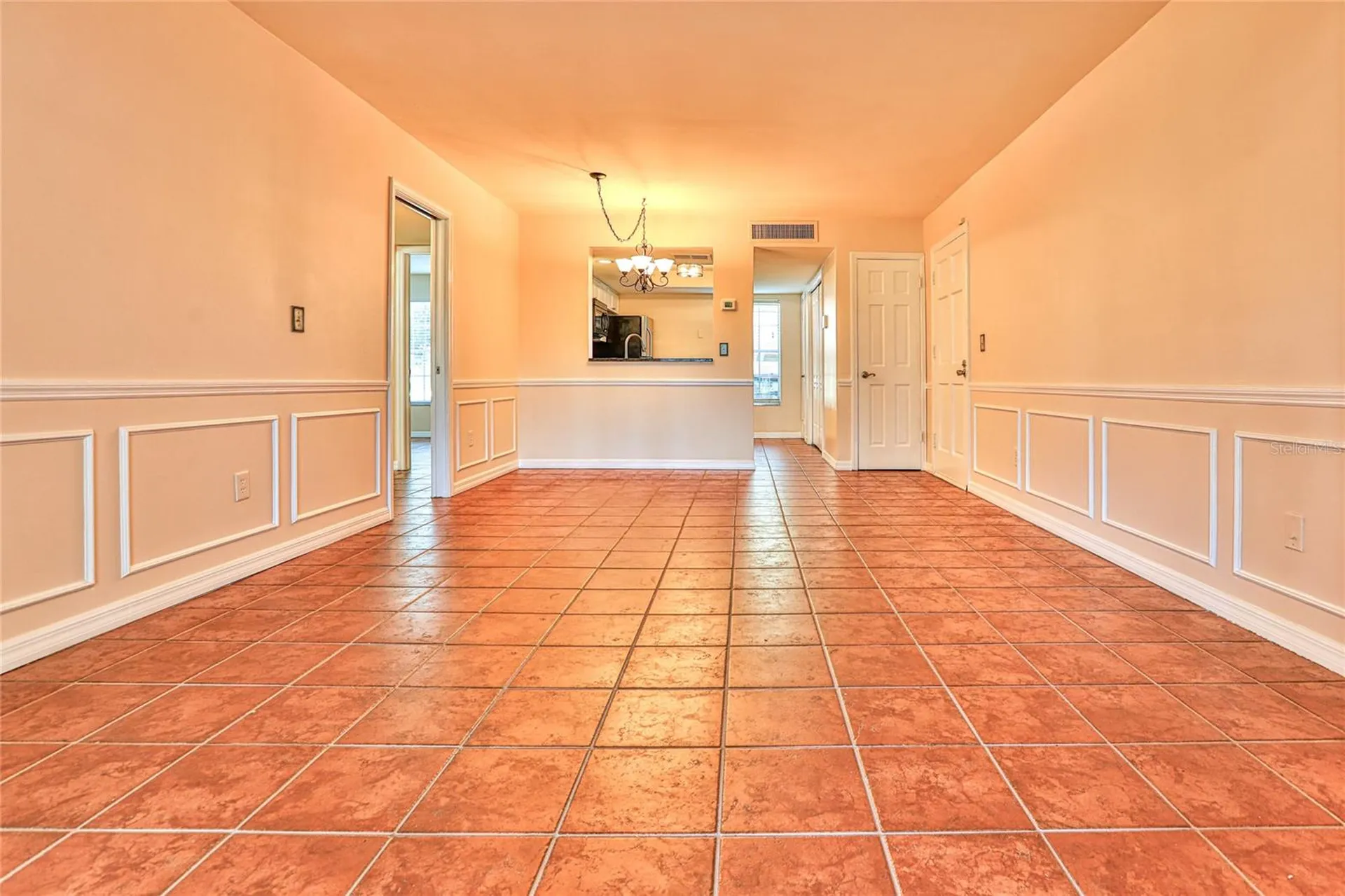 10374 Carrollwood Lane Tampa FL 33618