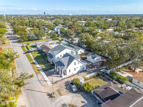 4828 17th Avenue N St Petersburg FL 33713