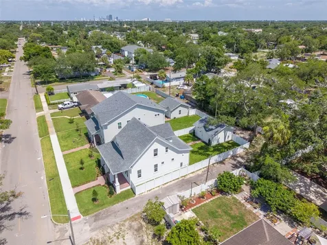 4828 17th Avenue N St Petersburg FL 33713