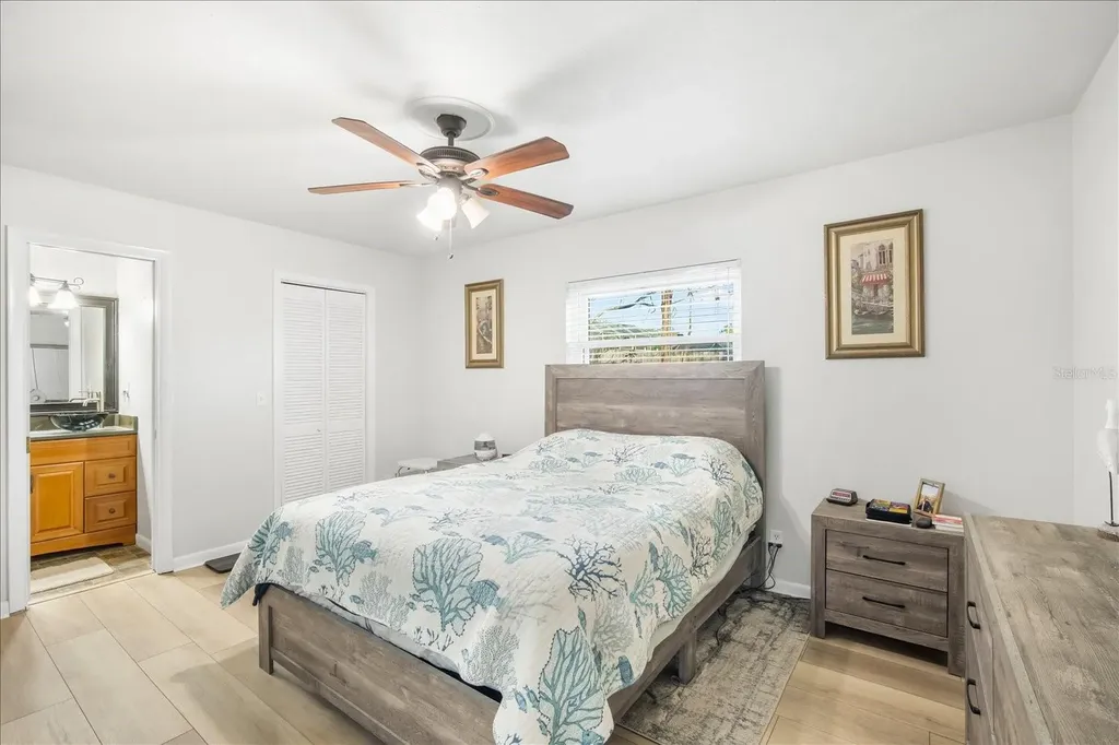 1016 Lady Guinevere Drive Valrico FL 33594