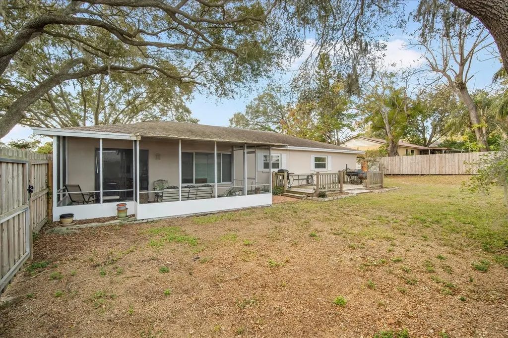1016 Lady Guinevere Drive Valrico FL 33594