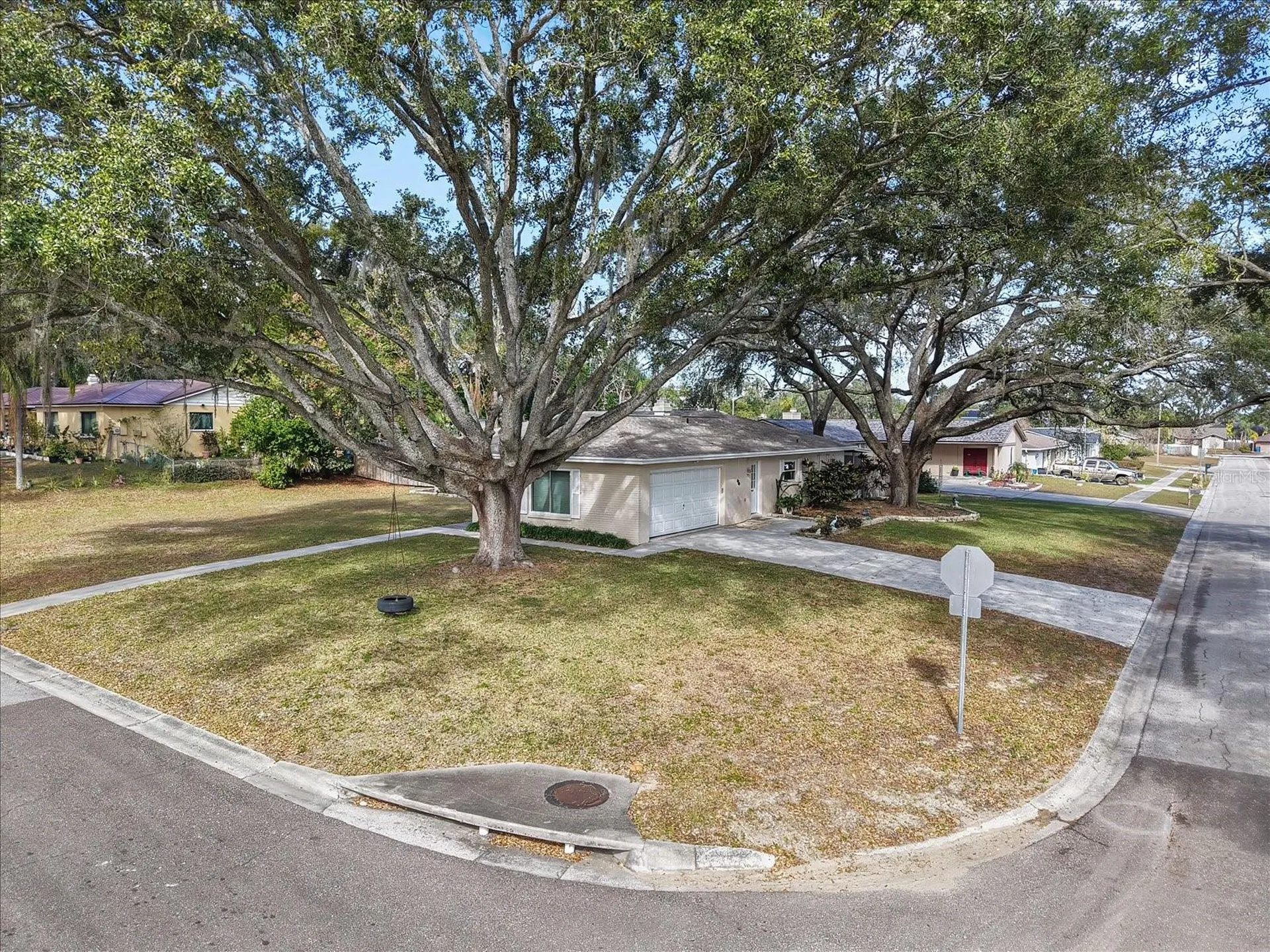 1016 Lady Guinevere Drive Valrico FL 33594