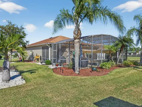 2452 Salzburg Loop Winter Haven FL 33884