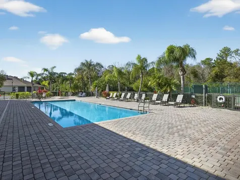 2452 Salzburg Loop Winter Haven FL 33884